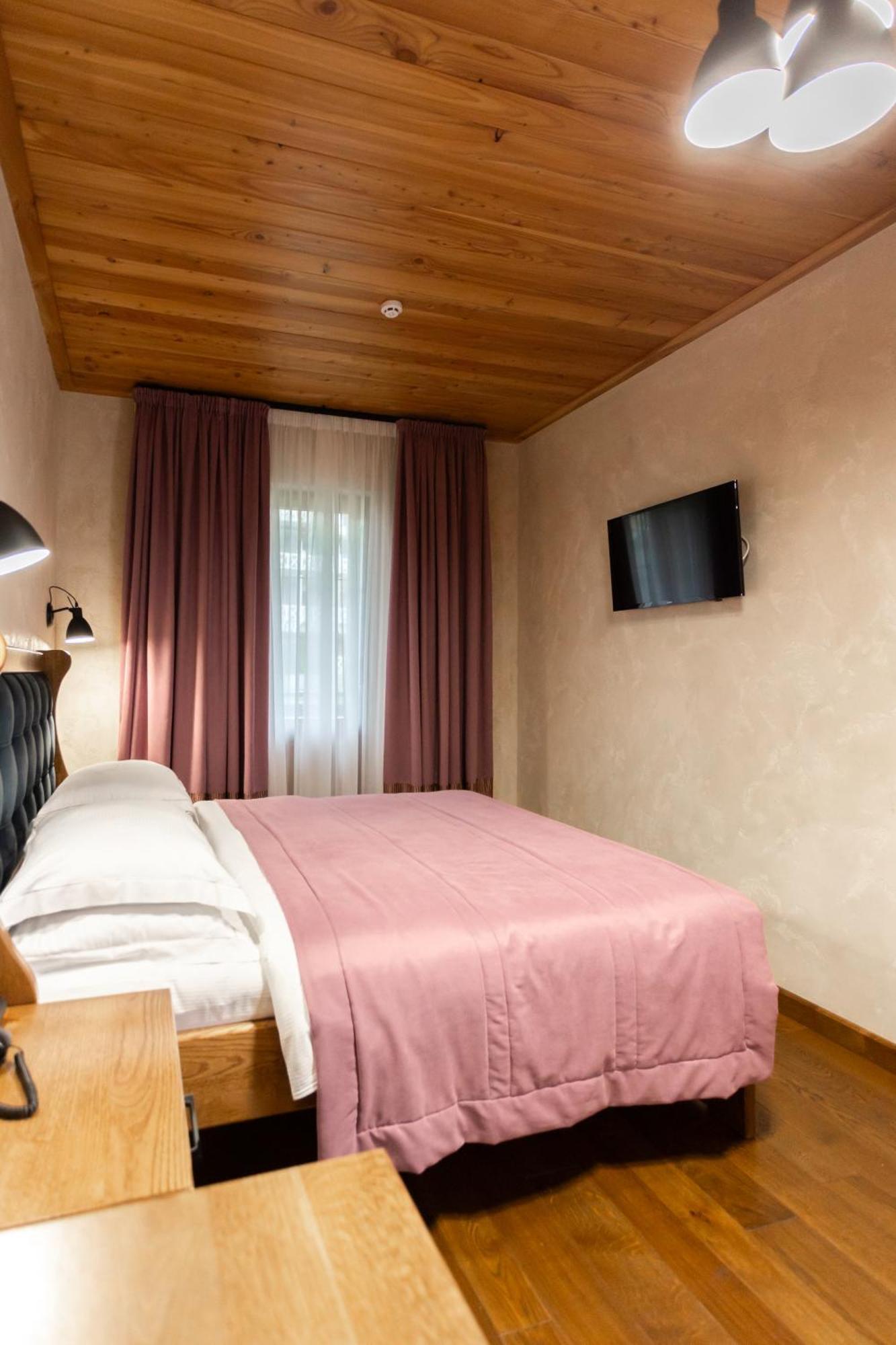 Hotel Ganz & 4*